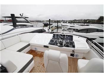 Princess Yachts S65
