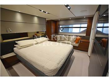 Princess Yachts S65