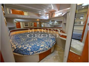 Sea Ray 480 Sedan Bridge