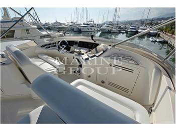 Sea Ray 480 Sedan Bridge