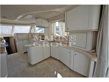 Sea Ray 480 Sedan Bridge