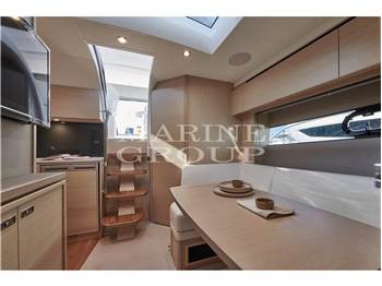 Princess Yachts V40