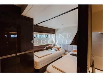 Princess Yachts Y85
