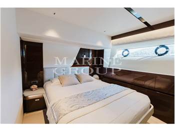 Princess Yachts Y85
