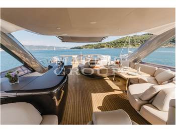 Princess Yachts Y85