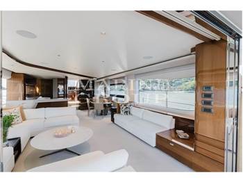 Princess Yachts Y85