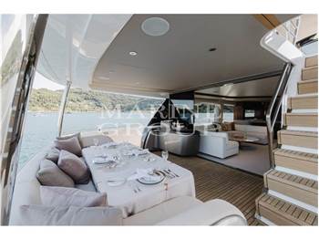 Princess Yachts Y85