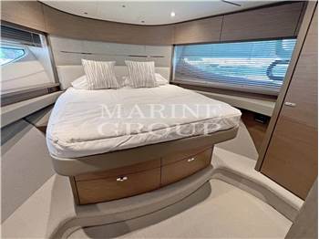 Princess Yachts V55