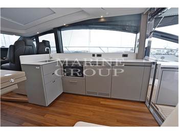 Princess Yachts V55
