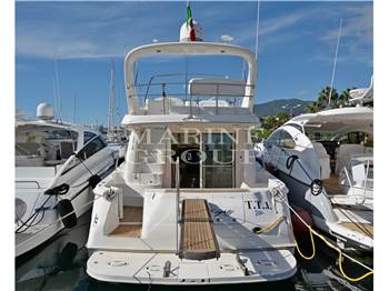 Sea Ray 480 Sedan Bridge