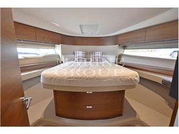 Princess Yachts F50