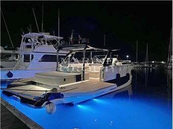 Cranchi A46 Luxury Tender