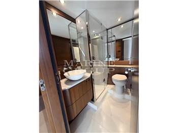Princess Yachts S65