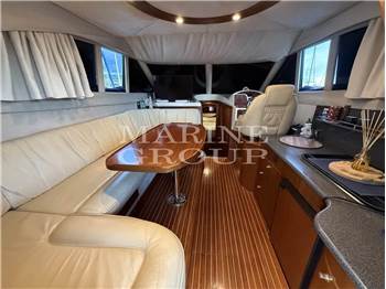 Galeon 330 Fly