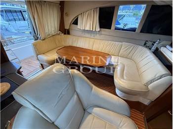 Galeon 330 Fly