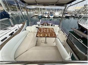 Galeon 330 Fly