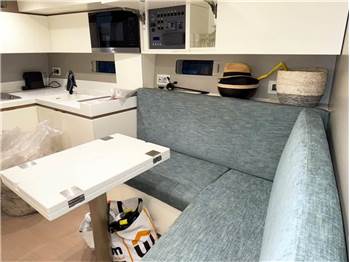 Maxi Dolphin MD51 Power