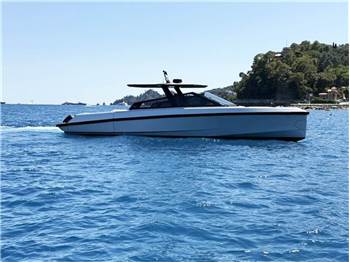 Wally Tender 43 X
