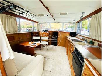 Bertram 38