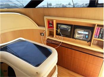 Fipa Italiana Yachts Maiora 27