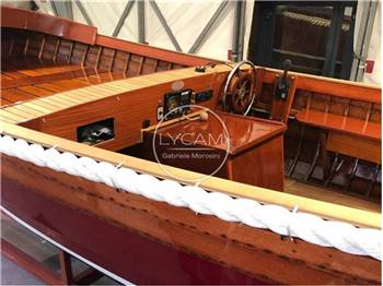 Mussini Utility 660