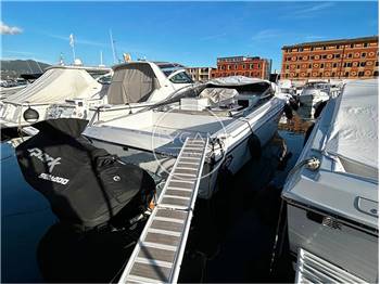 Magnum Marine 40 Sport