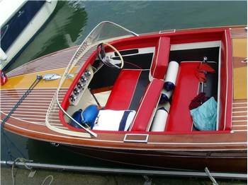 Chris Craft 19 Capri