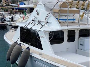 Bertram 31 Fly