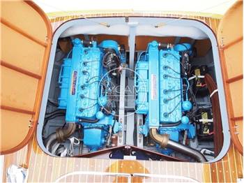 Riva Tritone