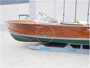 Riva Tritone