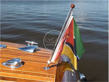 Riva Tritone