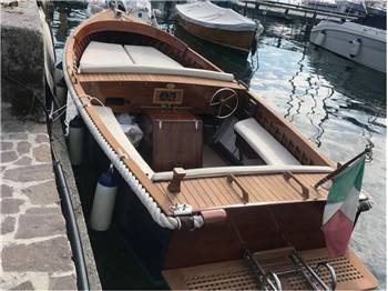 Mussini Utility 660
