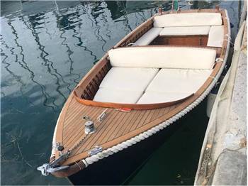 Mussini Utility 660
