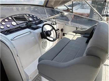 Marine Yachting Mig 38