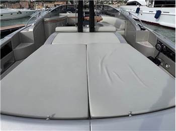 Riva Rivale 52