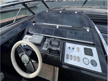 Riva Rivale 52