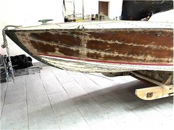 Riva Fuoribordo Diporto Serafino Riva