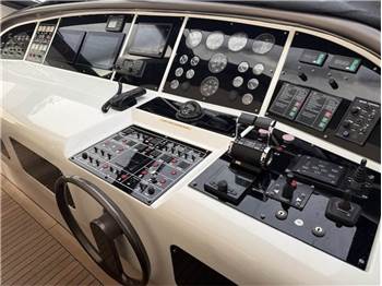 Mangusta 72