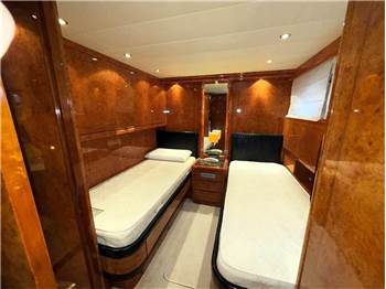 Mangusta 72