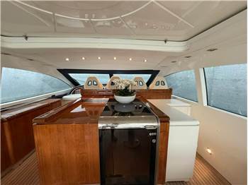 Overmarine Mangusta 72