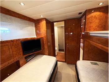 Mangusta 72