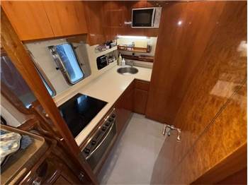 Overmarine Mangusta 72