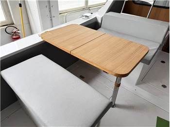 Bertram Yacht 28' SF