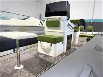 BWA Nautica BWA 9000