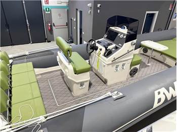 BWA Nautica BWA 9000