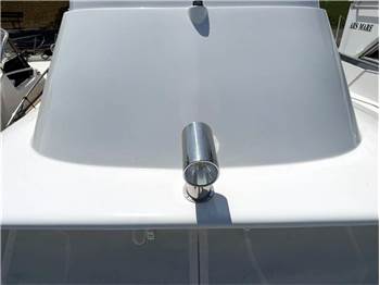 Bertram Yacht 31 Flybridge