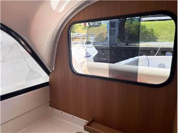 Bertram Yacht 31 Flybridge