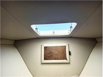 Bertram Yacht 31 Flybridge