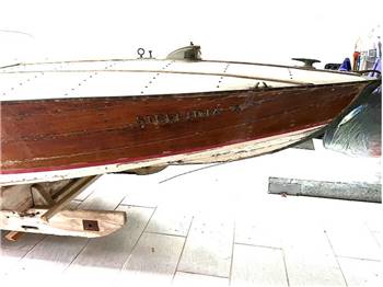 Riva Fuoribordo Diporto Serafino Riva