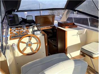 Nautica Esposito Futura Cabin 7,50